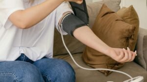 هل موفيجيت 50 يرفع الضغط؟