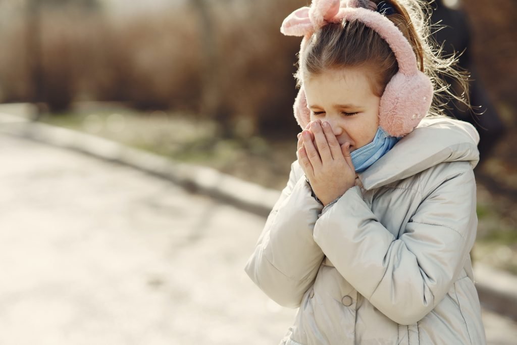 متى يكون السعال خطيرًا عند الأطفال